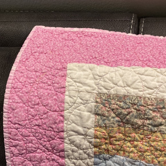 Handmade super sweet PINK PATCHWORK QUILT - Picture 2 of 13